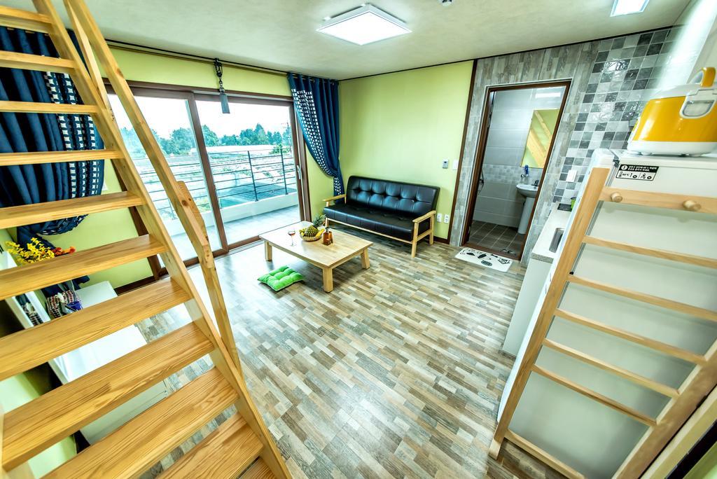 Soborok Yoborok Villa Seogwipo Rom bilde